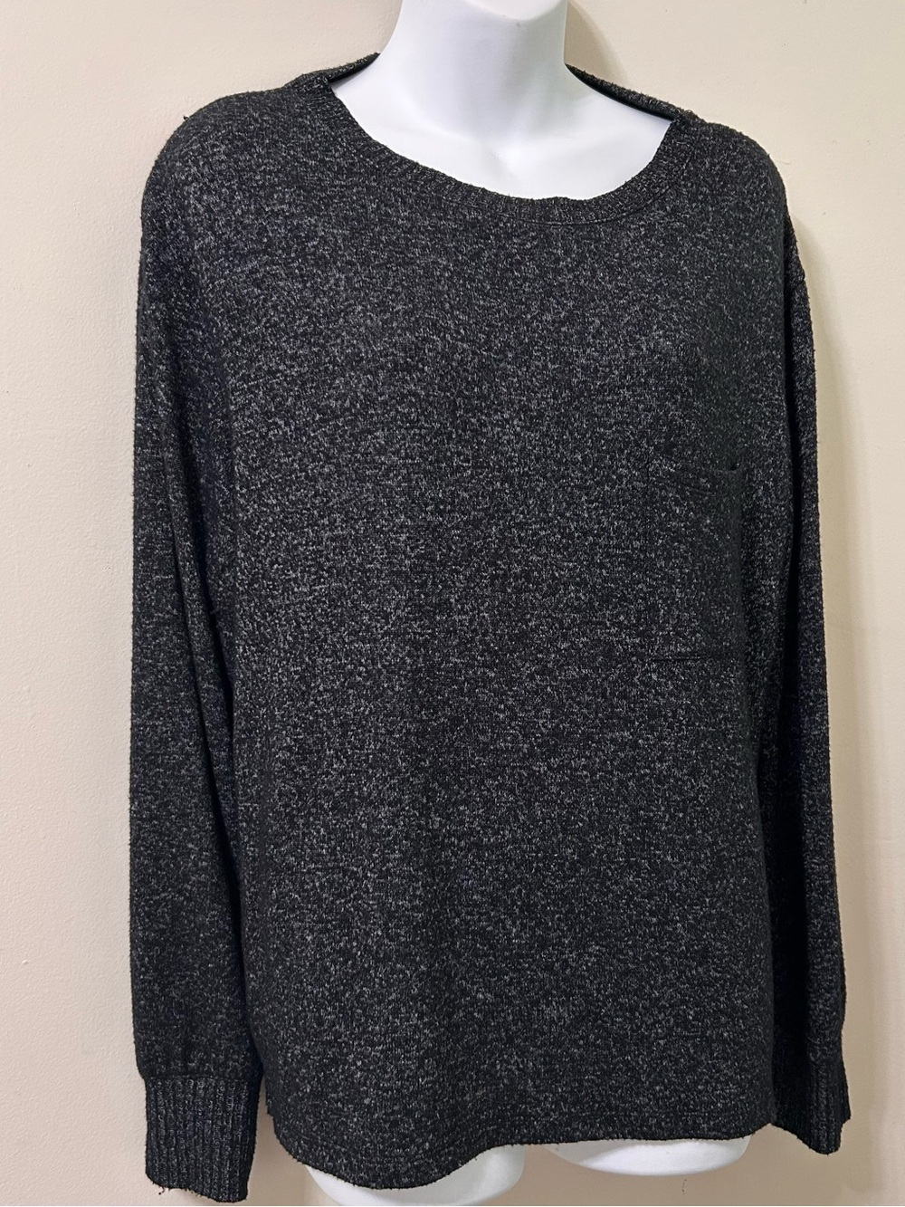 Stars Above women’s pullover long sleeve sweater black size M